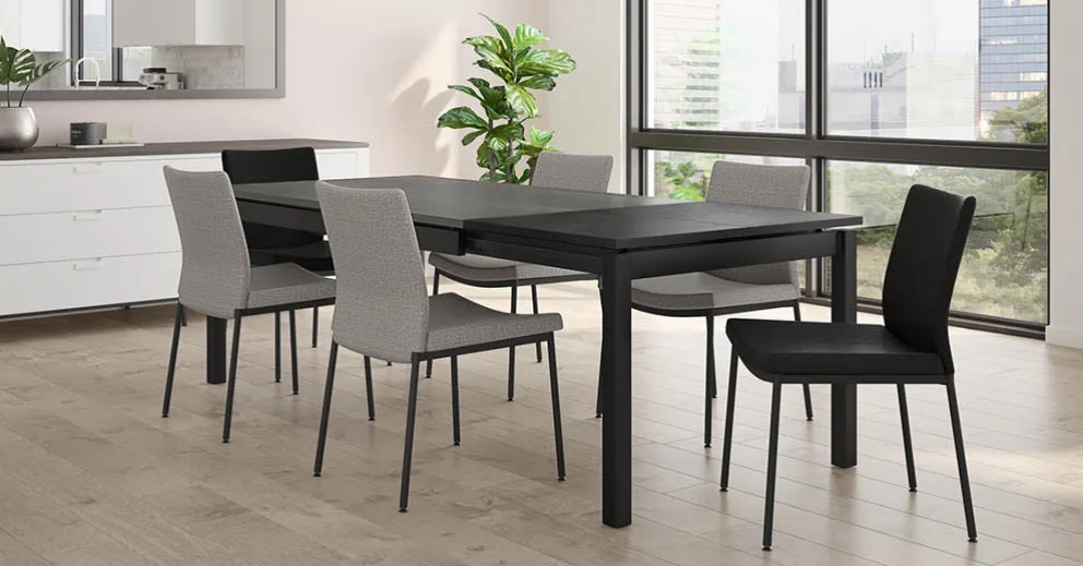 Amisco Dining Table and Chairs