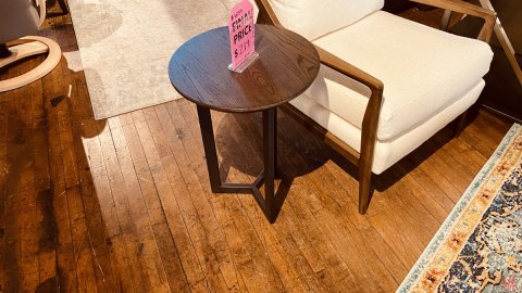  Graystone Round Chairside Table 