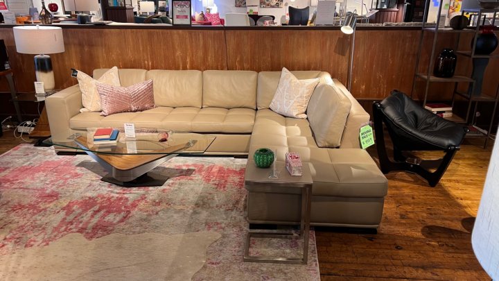 Planum Furniture Studio Leather Sectional $7559