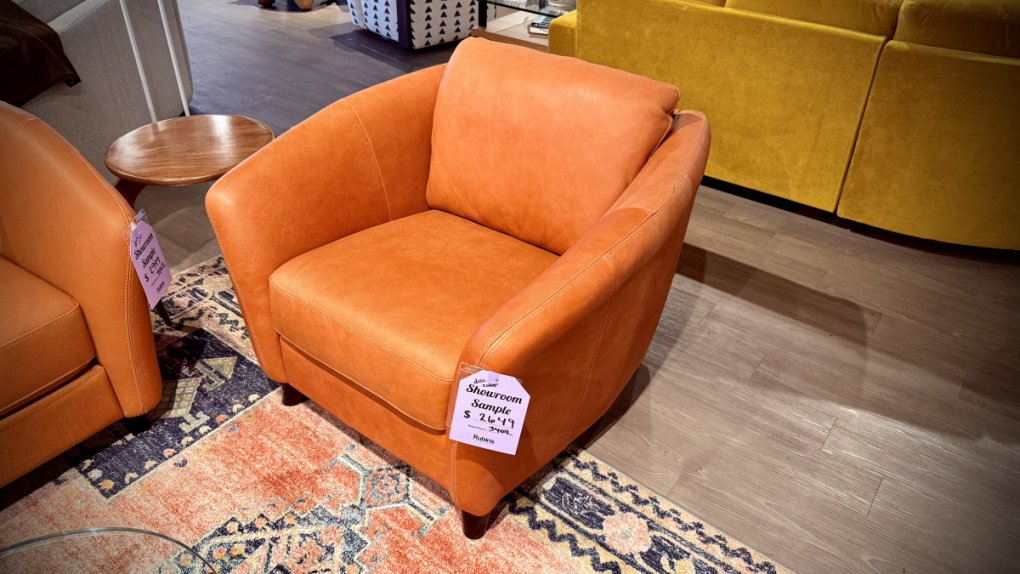 Palliser Alula Chair in Appaloosa Burnt Orange Grade 4000 Leather Clearance Sale $2389