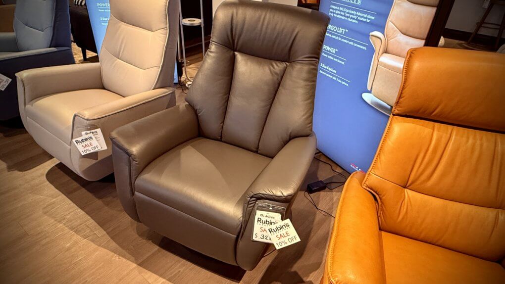 IMG Comfort Clearance Wellington Recliner $3099