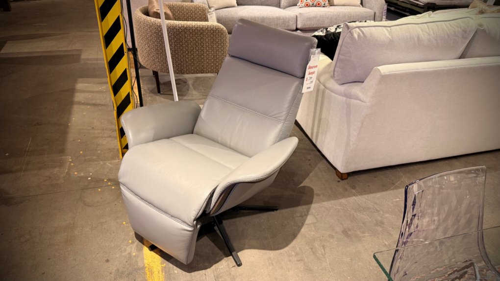 IMG Comfort Space Power Recliner $2999