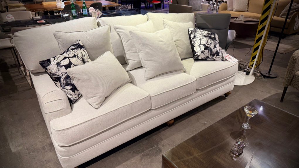 Bernhardt Tarleton Sofa $1999
