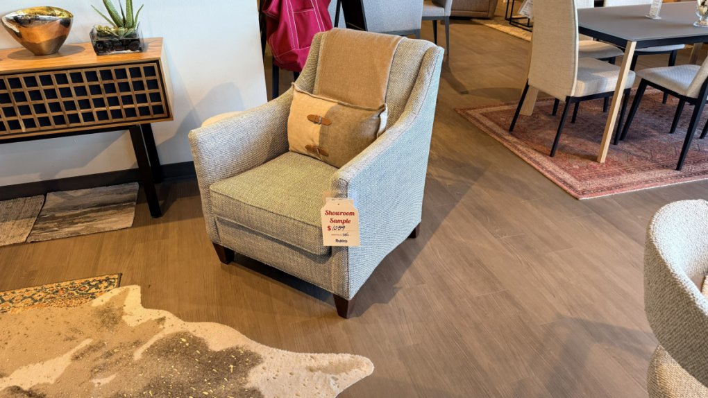 HF Custom Urban Chair $1059