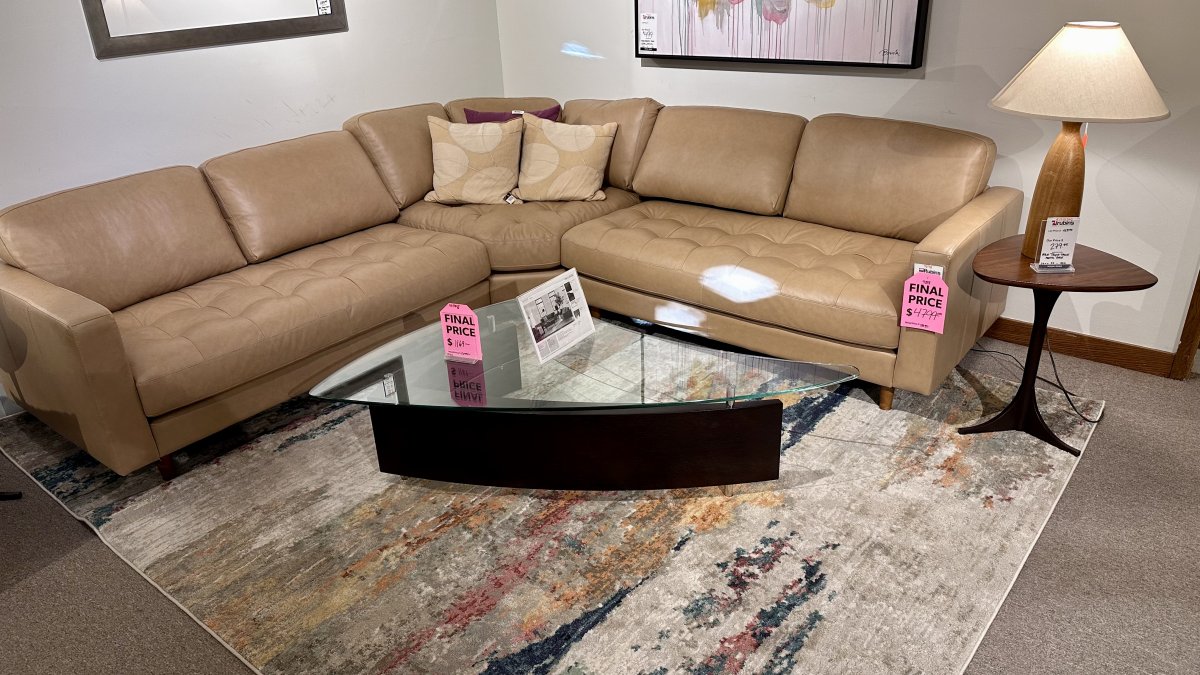 Palliser Furniture Tenor Sectional in Leather $3999