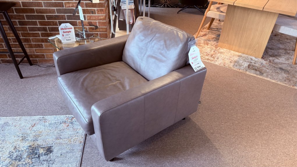 EQ3 Oskar Chair in Leather