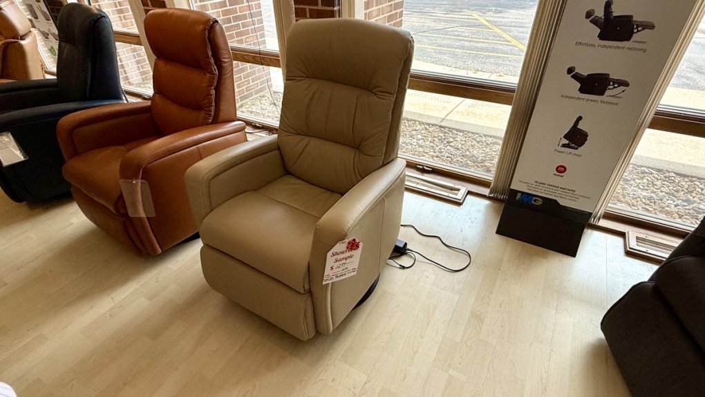 IMG Comfort Loyd Recliner