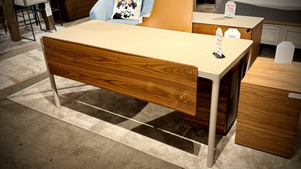 BDI 676S Luma Desk, Keyboard Tray, and Modesty Panel